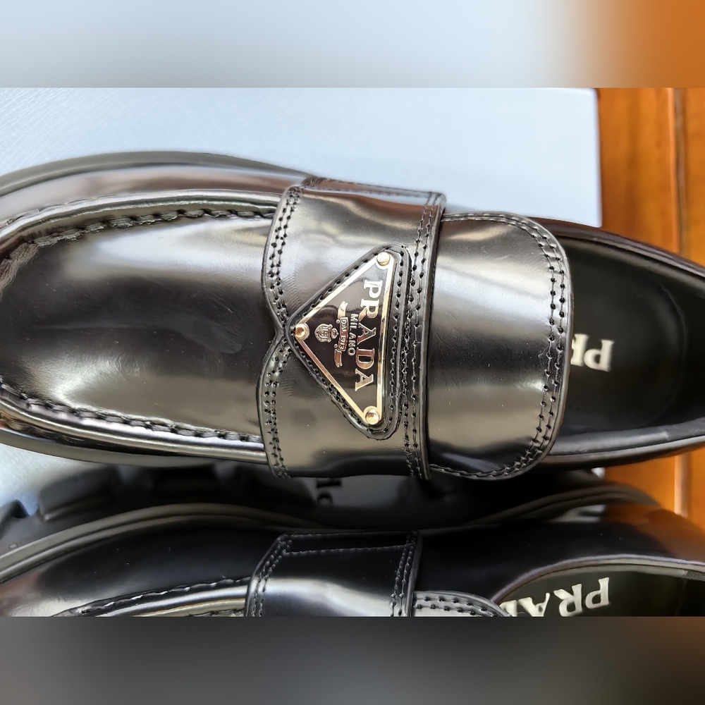 Prada Monolith leather Loafers - Picture 9 of 11